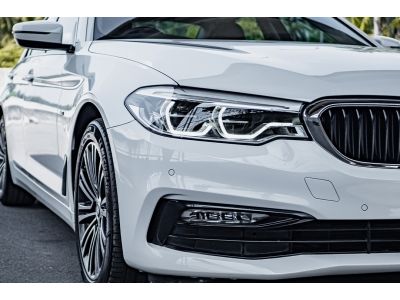 BMW 520d Sport Line G30 Year​ 2017 รูปที่ 4